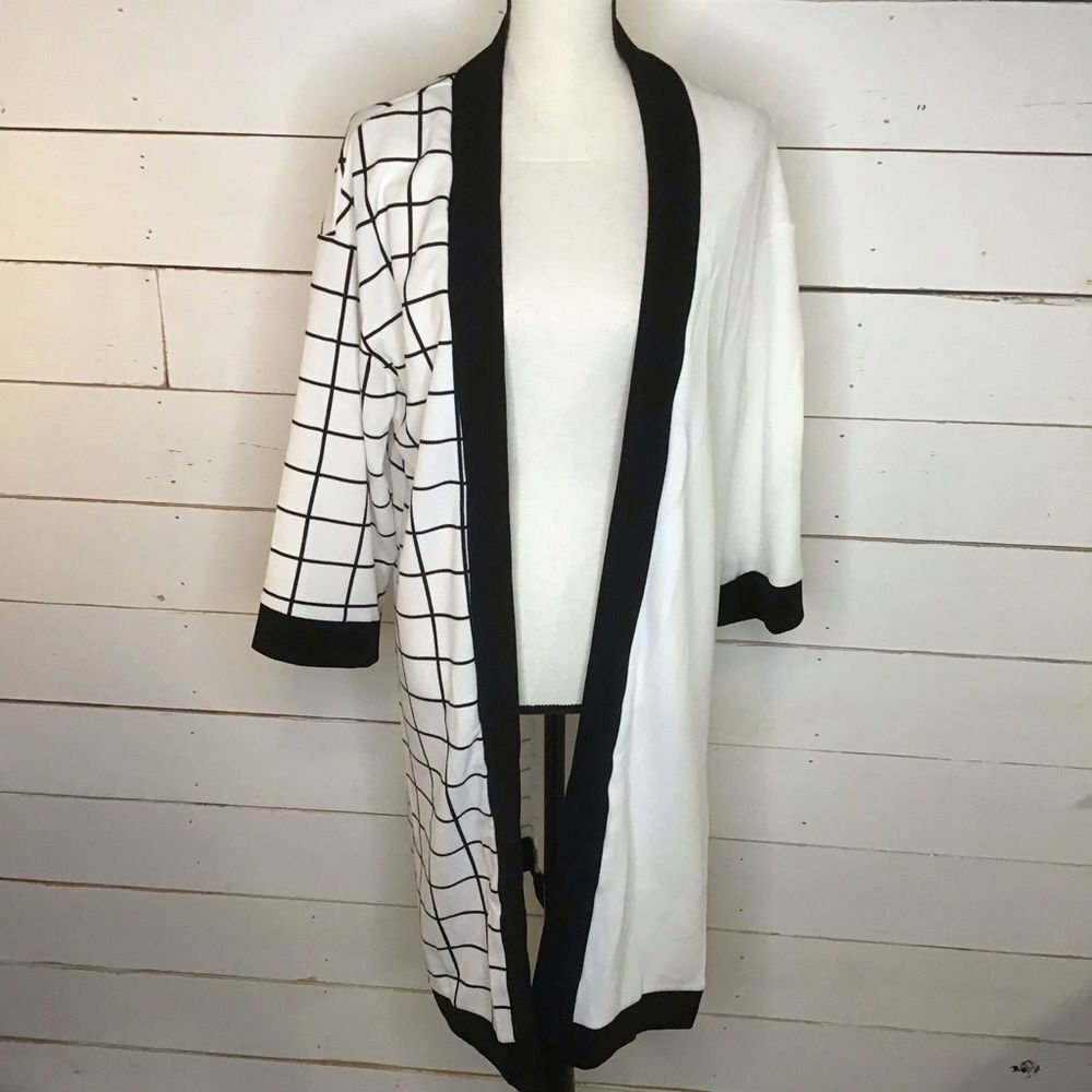 New SHEIN Cardigan Long Black White Checkered